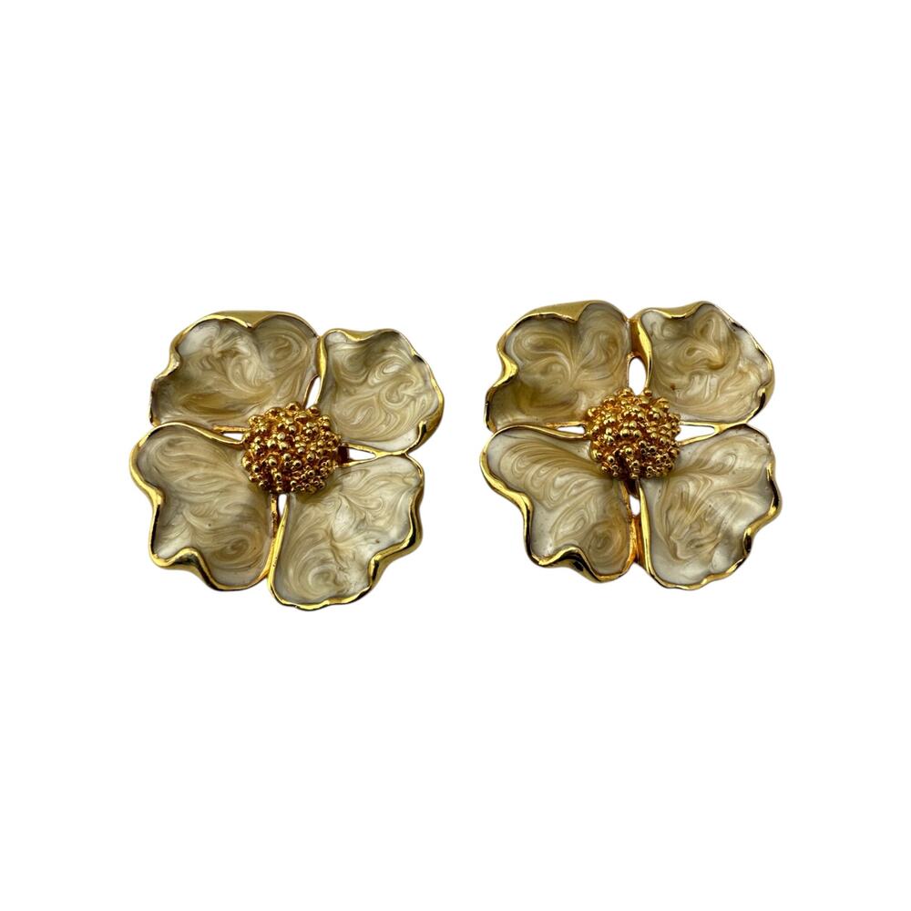 Vintage Avon Yellow Enamel Dogwood Flower Clip On Earrings Gold Tone EUC